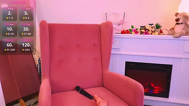 Snapshot of MirraBellanta chatting on March 11, 9:48 pm MirraBellanta online show from March 11, 9:48 pm