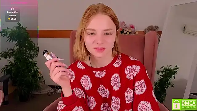 Snapshot of MirraBellanta chatting on November 3, 10:53 pm MirraBellanta online show from November 3, 10:53 pm