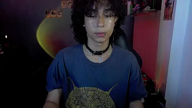 Snapshot of kairozz chatting on February 6, 3:16 am kairozz online show from February 6, 3:16 am