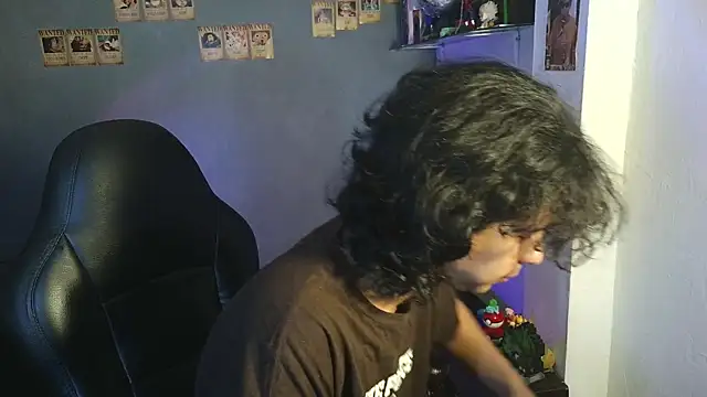 Snapshot of kairozz chatting on February 7, 12:28 pm kairozz online show from February 7, 12:28 pm