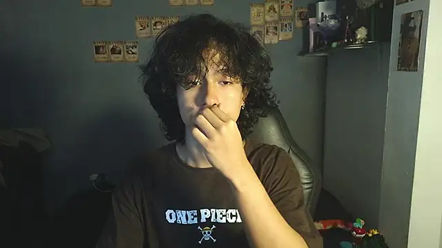 Snapshot of kairozz chatting on February 9, 3:01 pm kairozz online show from February 9, 3:01 pm