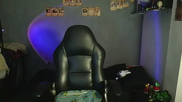 Snapshot of kairozz chatting on February 11, 3:40 pm kairozz online show from February 11, 3:40 pm