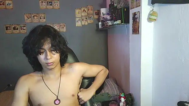 Snapshot of kairozz chatting on February 23, 11:47 pm kairozz online show from February 23, 11:47 pm