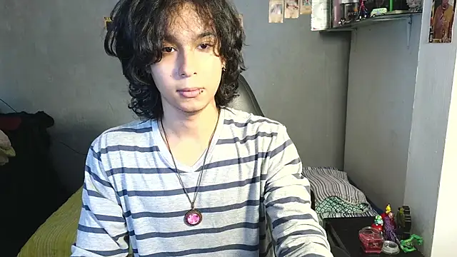 Snapshot of kairozz chatting on March 1, 3:38 pm kairozz online show from March 1, 3:38 pm