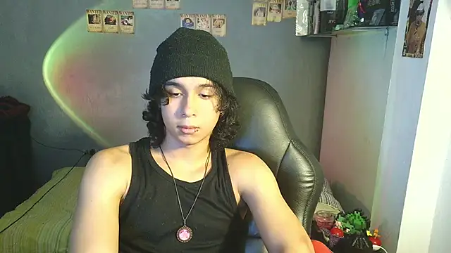 Snapshot of kairozz chatting on March 10, 7:50 pm kairozz online show from March 10, 7:50 pm