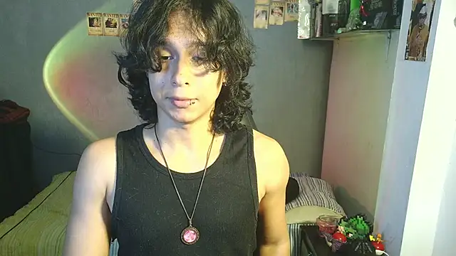 Snapshot of kairozz chatting on March 10, 10:55 pm kairozz online show from March 10, 10:55 pm