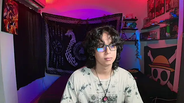 Snapshot of kairozz chatting on September 30, 3:50 pm kairozz online show from September 30, 3:50 pm