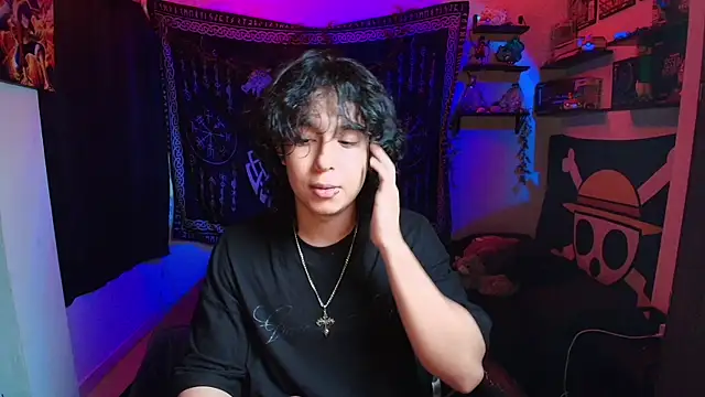 Snapshot of kairozz chatting on October 1, 3:18 pm kairozz online show from October 1, 3:18 pm