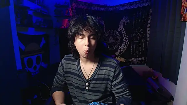 Snapshot of kairozz chatting on November 17, 8:47 pm kairozz online show from November 17, 8:47 pm