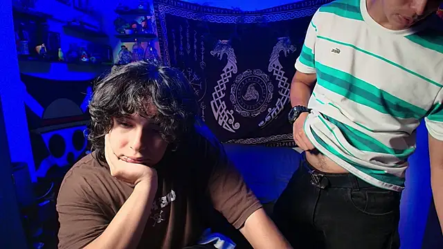 Snapshot of kairozz chatting on November 22, 7:35 pm kairozz online show from November 22, 7:35 pm