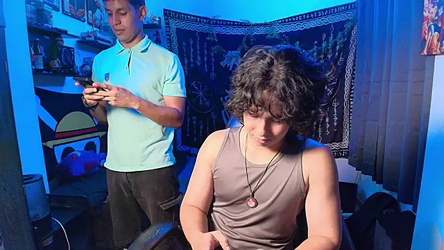 Snapshot of kairozz chatting on November 25, 6:41 pm kairozz online show from November 25, 6:41 pm