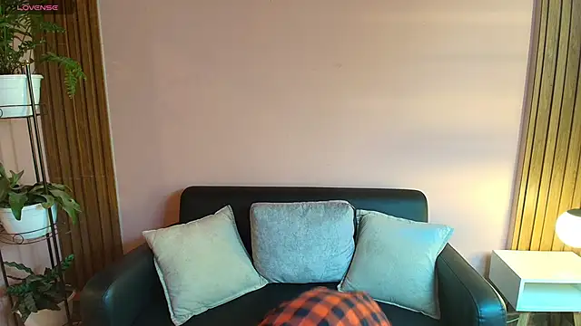 NatashaMason  online show from March 21, 7:06 pm