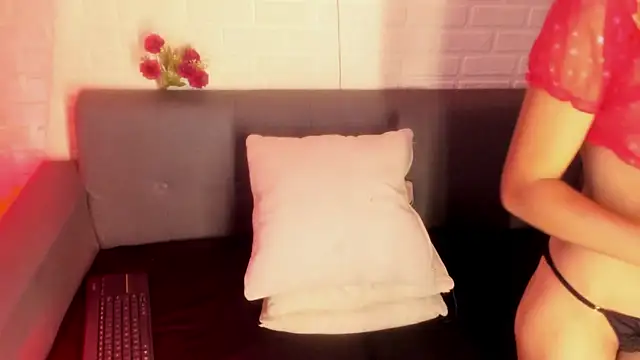 karina gomez 18 online show from December 20, 11:28 am