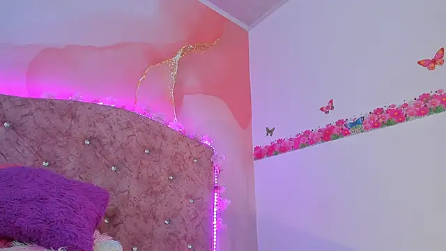 Bella  sweet online show from January 18, 9:55 pm