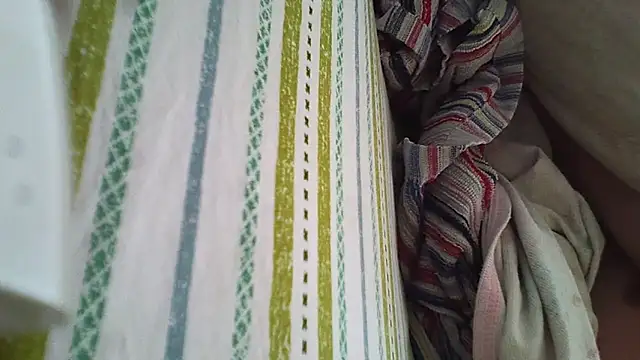 Snapshot of qoooqing67 chatting on February 8, 1:00 am qoooqing67 online show from February 8, 1:00 am