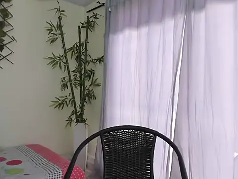 Snapshot of ASIAM_BRUNET chatting on October 23, 6:17 pm ASIAM BRUNET online show from October 23, 6:17 pm