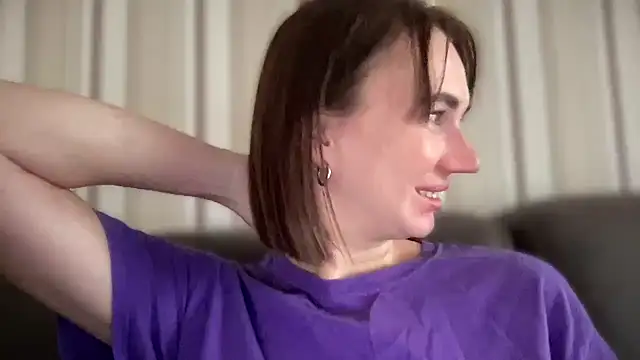 Snapshot of EvilDemon94 chatting on November 2, 9:00 am EvilDemon94 online show from November 2, 9:00 am