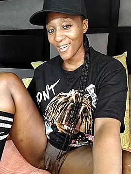 Snapshot of Lucy_Blacksilk chatting on March 17, 2:23 pm Lucy Blacksilk online show from March 17, 2:23 pm