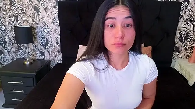 ChloeTurner  online show from February 21, 8:21 pm