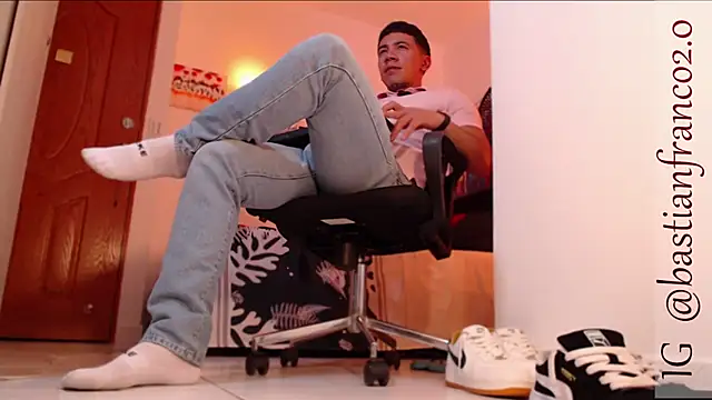 marc ginale online show from December 2, 7:14 am