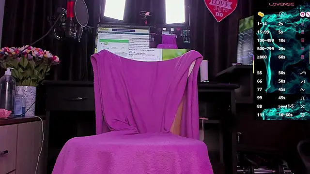 Raissa sky26 online show from January 19, 3:32 am