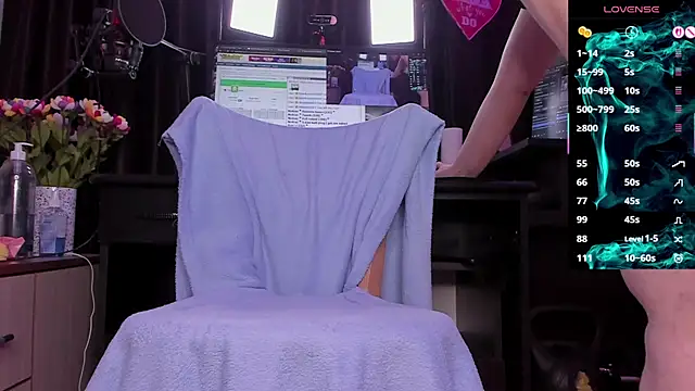 Raissa sky26 online show from April 15, 2:40 am