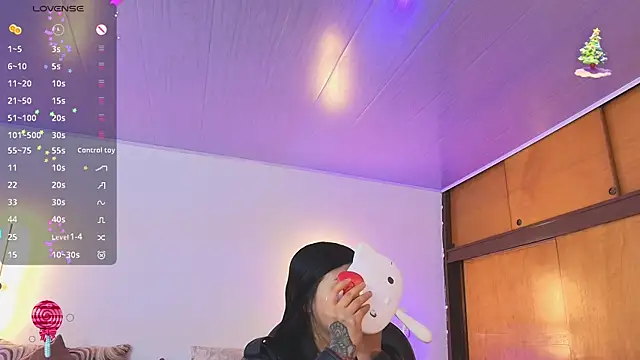 Snapshot of _gaby2 chatting on November 4, 11:31 am gaby2 online show from November 4, 11:31 am