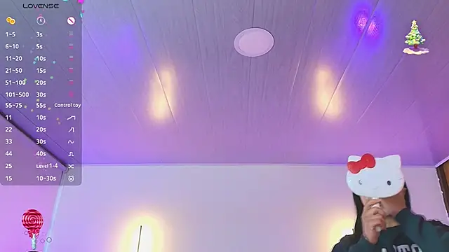 Snapshot of _gaby2 chatting on November 12, 11:21 am gaby2 online show from November 12, 11:21 am