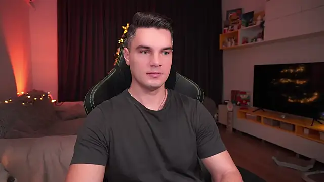 Snapshot of billypassion chatting on December 5, 6:10 am billypassion online show from December 5, 6:10 am