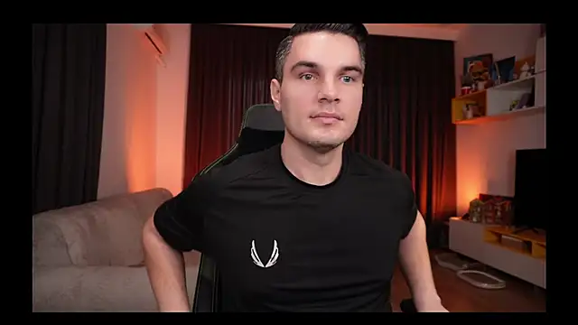 Snapshot of billypassion chatting on January 31, 8:01 am billypassion online show from January 31, 8:01 am