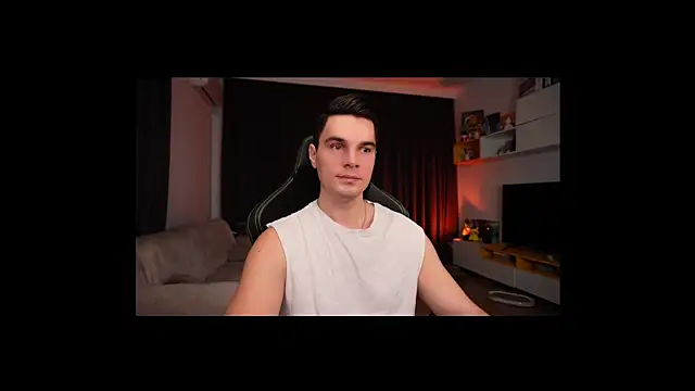 Snapshot of billypassion chatting on February 7, 4:37 am billypassion online show from February 7, 4:37 am