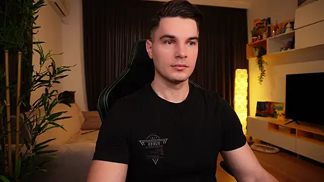 Snapshot of billypassion chatting on February 20, 5:55 am billypassion online show from February 20, 5:55 am