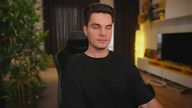 Snapshot of billypassion chatting on October 12, 9:41 am billypassion online show from October 12, 9:41 am