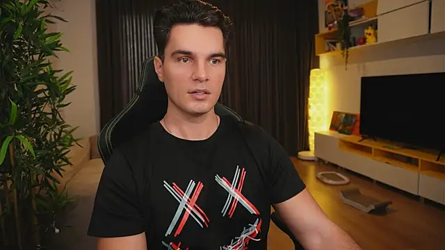 Snapshot of billypassion chatting on October 15, 12:05 pm billypassion online show from October 15, 12:05 pm