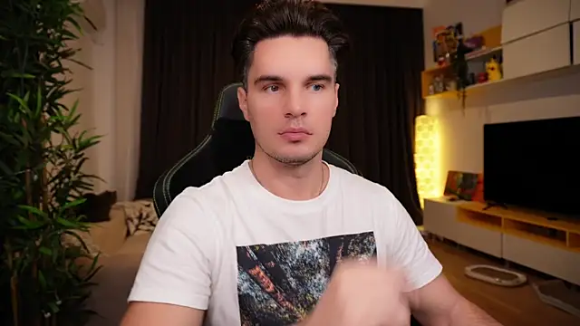 Snapshot of billypassion chatting on November 13, 4:17 pm billypassion online show from November 13, 4:17 pm