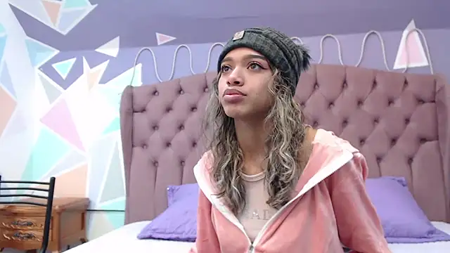 BritneyCollins online show from February 13, 11:50 am