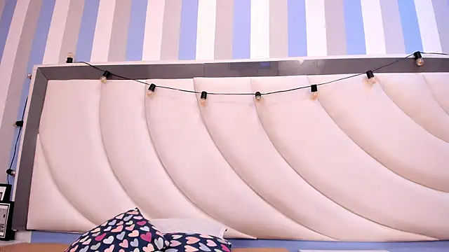 BritneyCollins online show from March 26, 1:06 pm