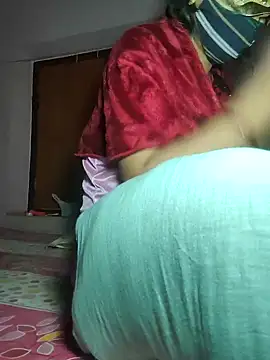 Snapshot of IndianRima chatting on November 17, 3:23 am IndianRima online show from November 17, 3:23 am