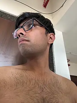 BoyzaraHatke online show from March 3, 7:58 am