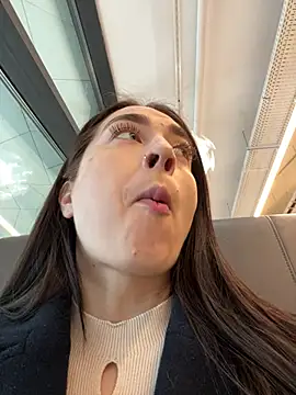 Holly Play online show from February 27, 7:23 am