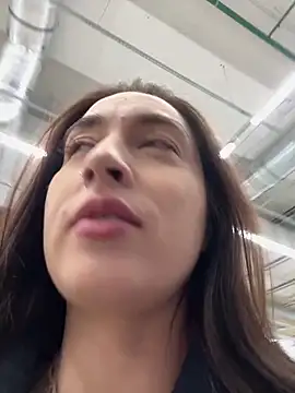 Holly Play online show from March 19, 6:46 am