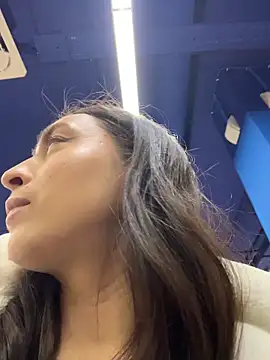 Holly Play online show from February 8, 12:08 pm