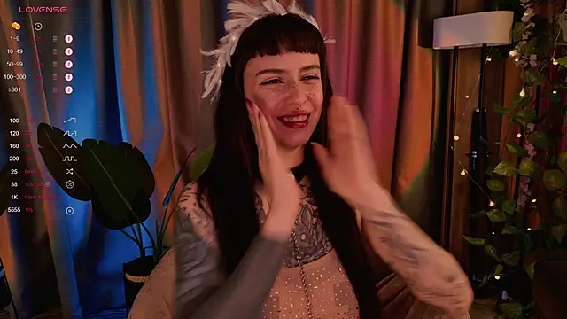 Snapshot of MichaellaMoon chatting on January 31, 6:24 am MichaellaMoon online show from January 31, 6:24 am