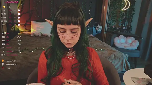 Snapshot of MichaellaMoon chatting on February 26, 7:16 pm MichaellaMoon online show from February 26, 7:16 pm