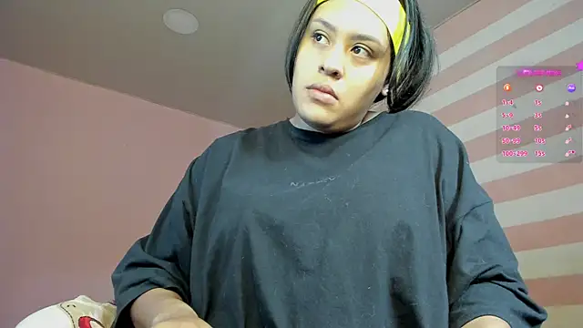 Snapshot of Loveequinn chatting on December 20, 6:13 pm Loveequinn online show from December 20, 6:13 pm