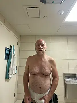 FLSexyGuy online show from April 26, 12:47 pm
