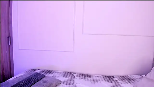 Isa squirt1 online show from March 29, 2:22 am