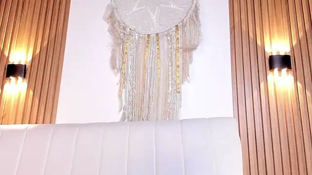 natash malak online show from March 21, 4:17 am