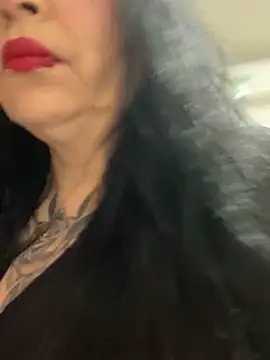 Snapshot of eva_sexx69 chatting on February 15, 12:11 pm eva sexx69 online show from February 15, 12:11 pm