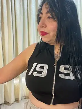 Snapshot of eva_sexx69 chatting on September 22, 12:18 pm eva sexx69 online show from September 22, 12:18 pm